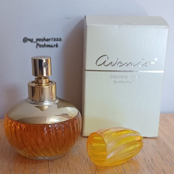 *𝓥𝓲𝓷𝓽𝓪𝓰𝓮 Mary Kay 𝓐𝓿𝓮𝓷𝓲𝓻 Cologne Spray 2 fl oz. - Picture 4 of 8